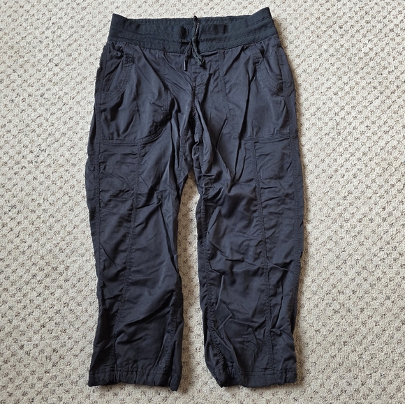 The north face capri - Picture 1 of 9